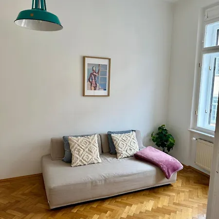 Marschall 10 Stilvoll Wohnen Mit Kleinem Balkon Im Herzen Von 公寓 *
