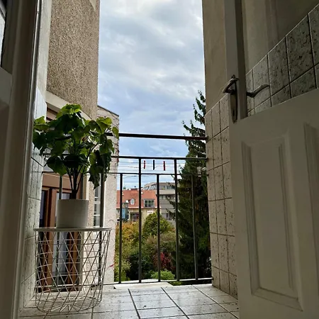 Marschall 10 Stilvoll Wohnen Mit Kleinem Balkon Im Herzen Von *