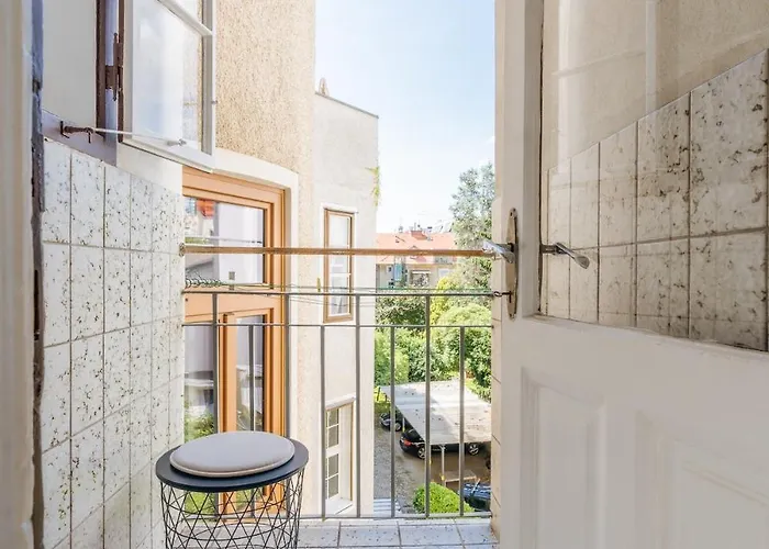 Daire Marschall 10 Stilvoll Wohnen Mit Kleinem Balkon Im Herzen Von *