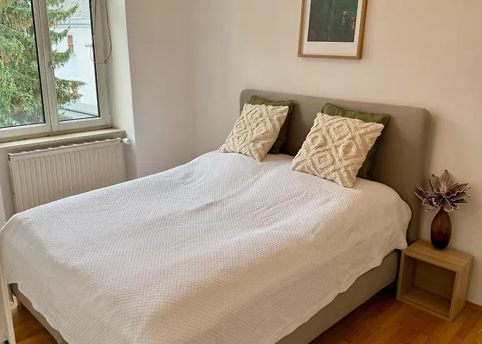 Marschall 10 Stilvoll Wohnen Mit Kleinem Balkon Im Herzen Von Γκρατς