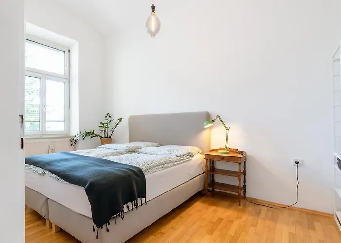 Marschall 10 Stilvoll Wohnen Mit Kleinem Balkon Im Herzen Von